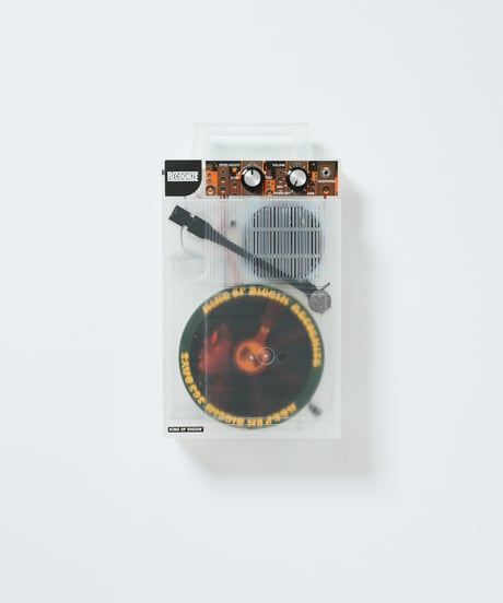 KING OF DIGGIN’ × RECOGNIZE  PORTABLE RECORD PLAYER