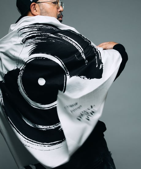 KING OF DIGGIN’×書道家 万美×CHIYODA HOTEL | 風呂敷