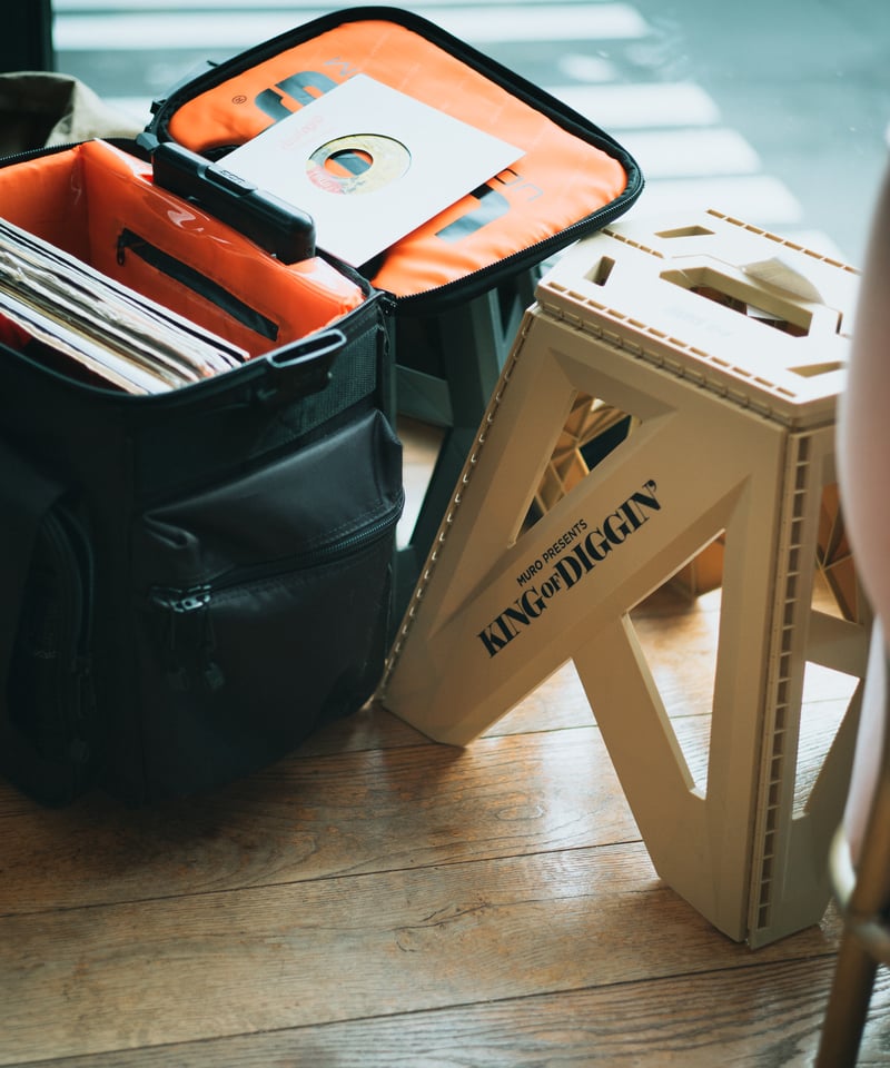 KING OF DIGGIN' ┃POTABLE DIG STOOL | CHIYODA HO