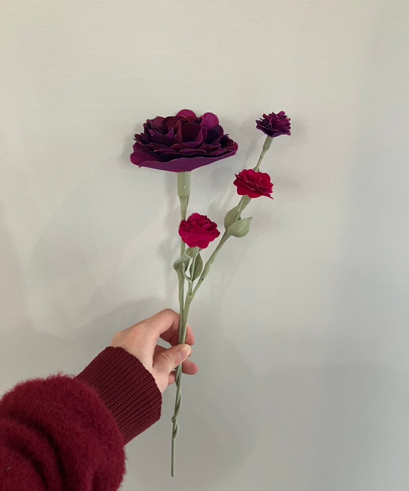 ITEM | Lovéco