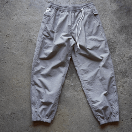 【迷迭香（マンネンロウ）】 NYLON HARVEST TRAINER CLASSIC (2026SS)