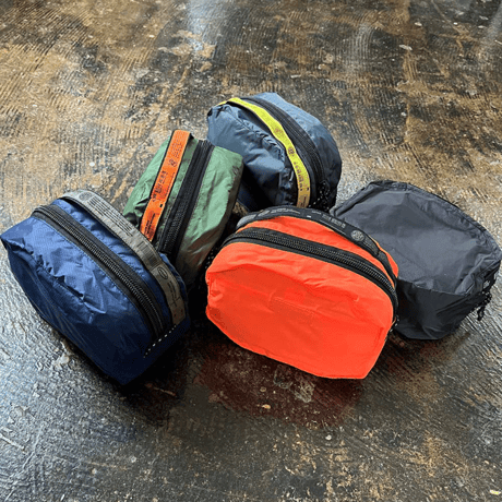 【WEEKENDER（ウィークエンダー）】 LW UTILITY POUCH
