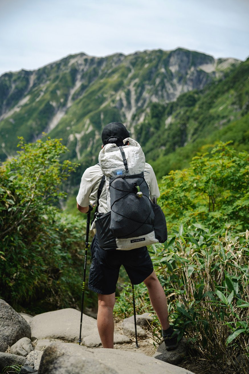 ZZ DW 高山・飛騨路 (ブルーガイドブックス) BV IM ブルーガイド てくてく歩き 9 上高地・乗鞍・高山 - メルカリ