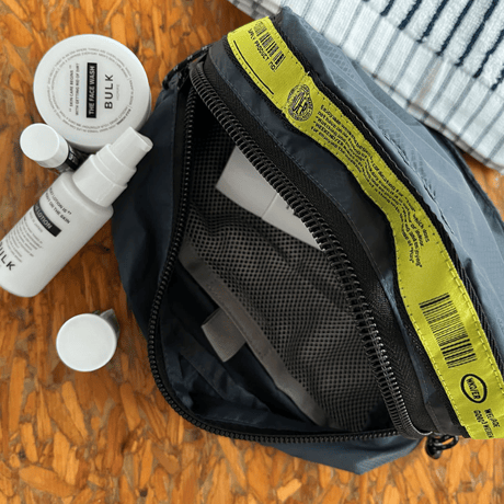 【WEEKENDER（ウィークエンダー）】 LW UTILITY POUCH
