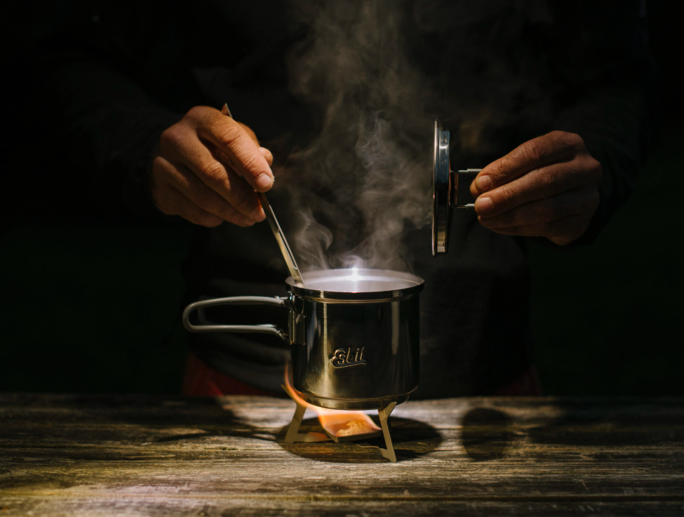 Esbit】 チタニウムストーブ | yellowknife Outdoor Shop