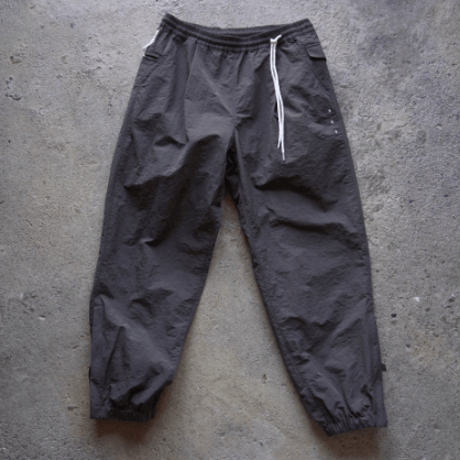 【迷迭香（マンネンロウ）】 NYLON HARVEST TRAINER CLASSIC (2026SS)