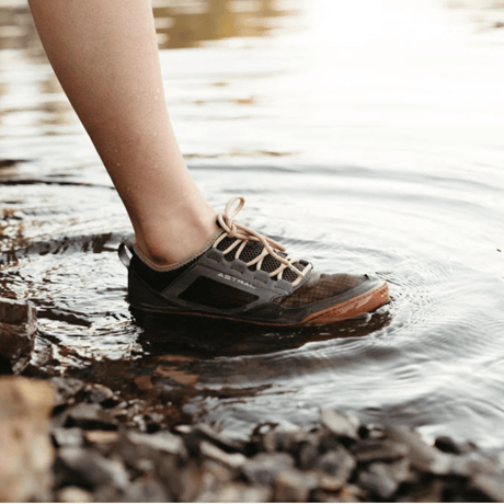 【ASTRAL FOOT WEAR（アストラルフットウェア）】 LOYAK AC M's GRAY