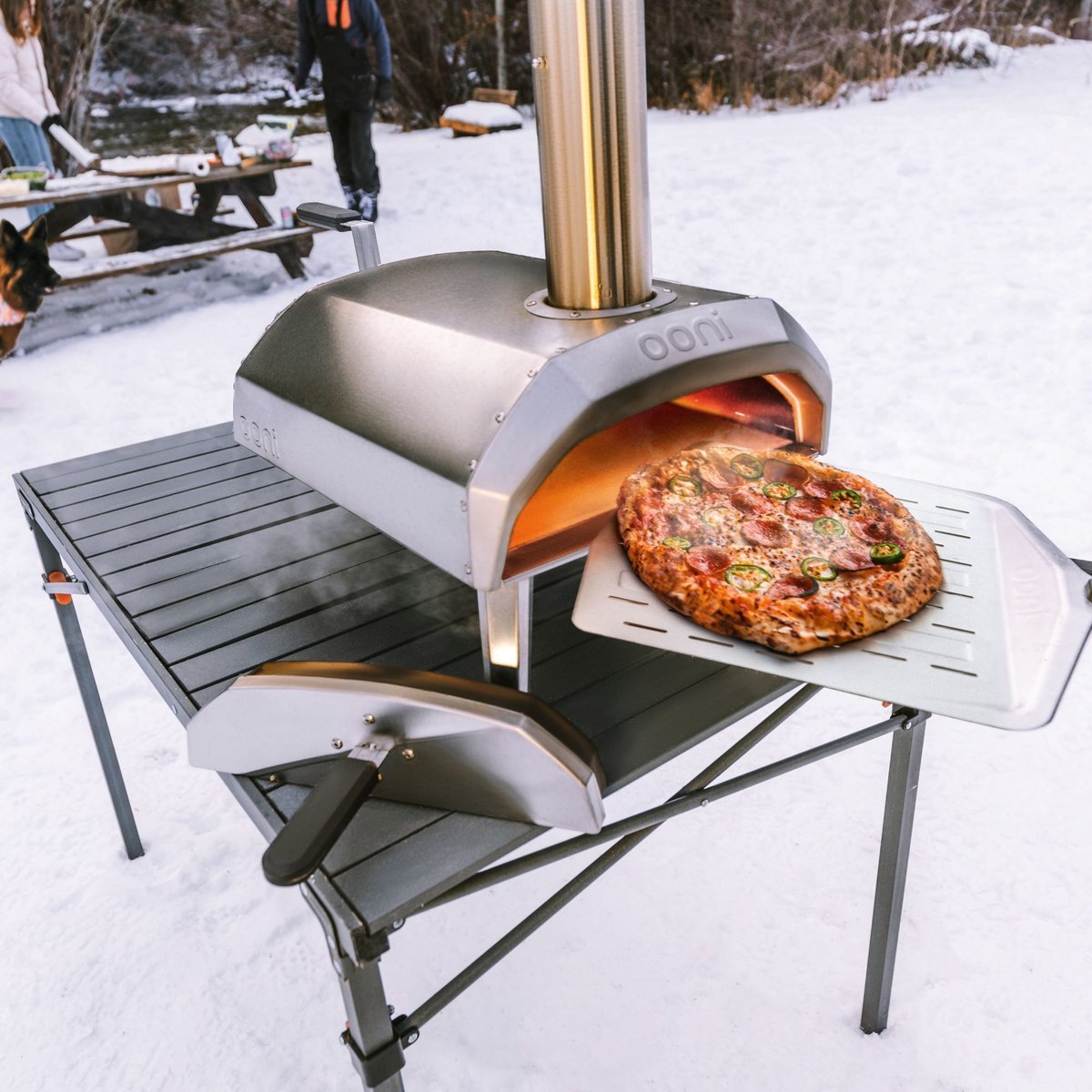  Peak -  ウニ Ooni ピザ窯 ピザオーブン Pizza ovens Fyra 12 Ooni Fyra 12 Portable Wood Pellet Outdoor Pizza Oven - World