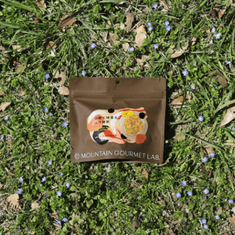 【MOUNTAIN GOURMET LAB.（マウンテングルメラボ）】【アルミバッグ】山椒七味香る豚汁雑炊