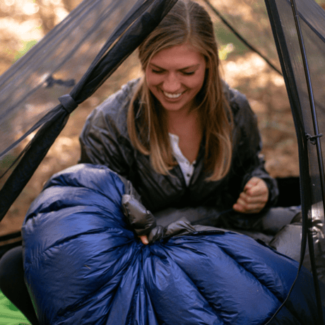 【ENLIGHTENED EQUIPMENT（エンライト）】（5℃）Revelation Sleeping Quilt 850FP （キルト型シュラフ）