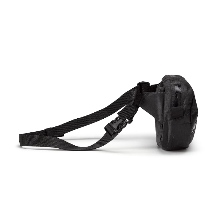 ハイパーライトマウンテンギア ヴァイスヴァーサ　/BLACK Hyperlite Mountain Gear VERSA / ハイパーライトマウンテンギア