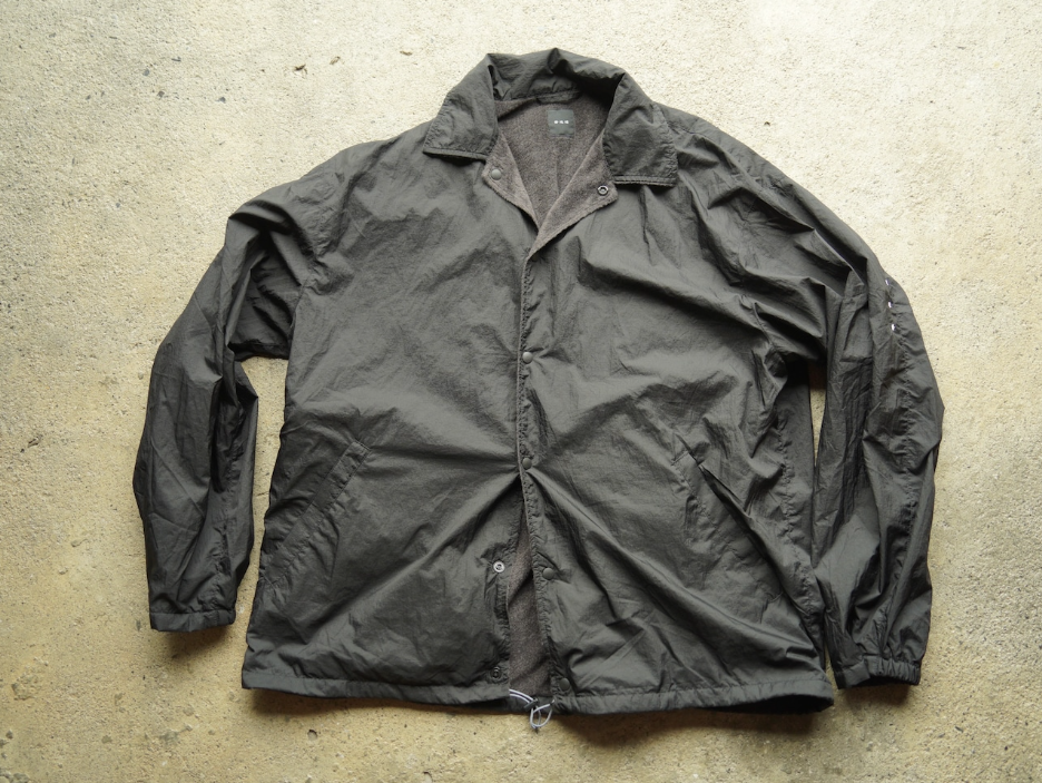 迷迭香（マンネンロウ）】 MJK-4C UL DAILY COACH JACKET 2025