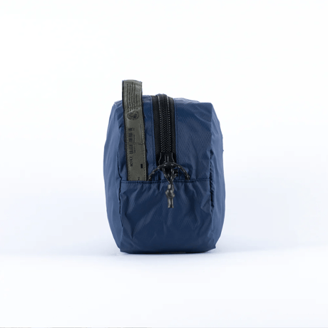 【WEEKENDER（ウィークエンダー）】 LW UTILITY POUCH