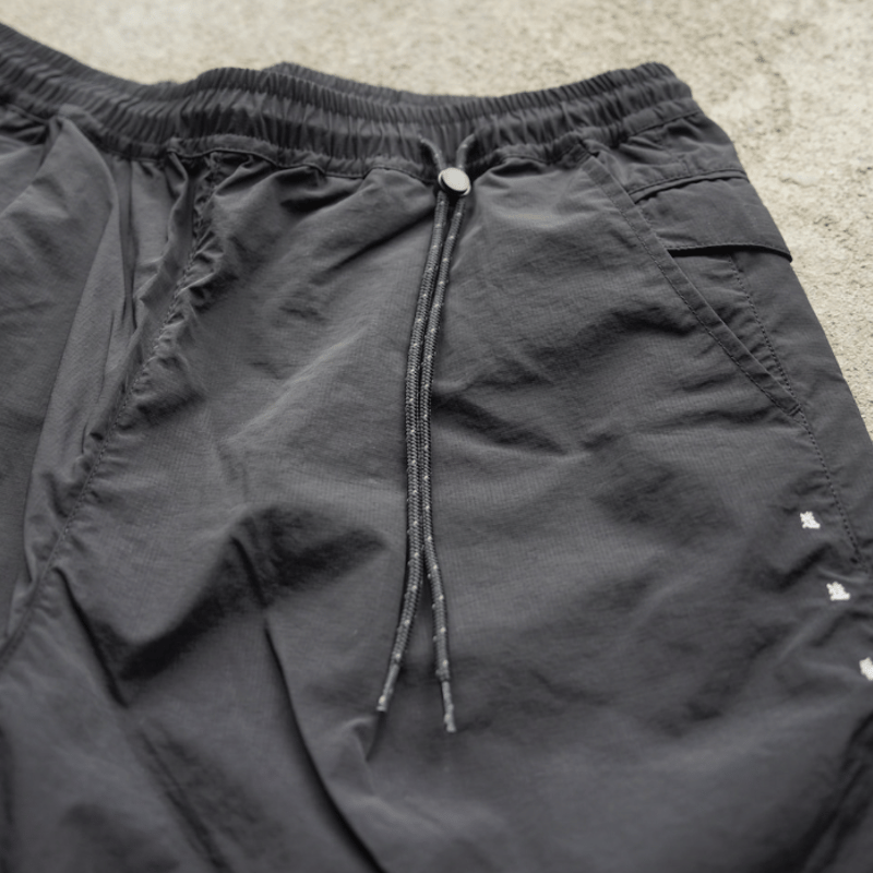 迷迭香 マンネンロウ NYLON HARVEST TRAINER Nylon Harvest Trainer(1(MEN) BLK/クロ): 迷迭香