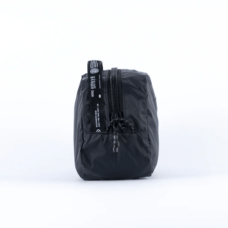 【WEEKENDER（ウィークエンダー）】 LW UTILITY POUCH