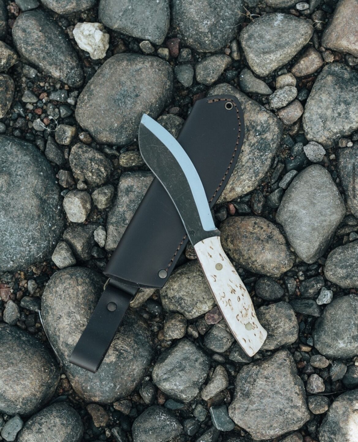 ブリサ BRISA ネスムック 125 NESSMUK 125 カーリーバーチ ナイフ アウトドア キャンプに 【正規品】 fit=scale-down,w=1200