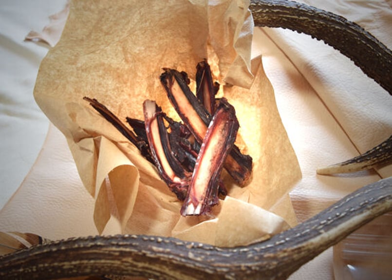 パリパリおいしい！】メロメロボーン 鹿骨ジャーキー 1pack | 郡上明宝