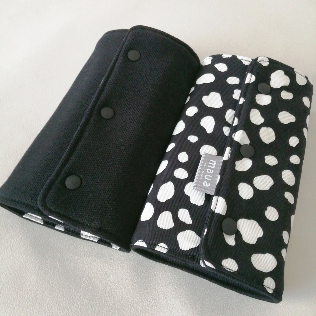 ハンドメイド  よだれカバー　ダルメシアン柄 ダルメシアン 抱っこ紐カバー | maua