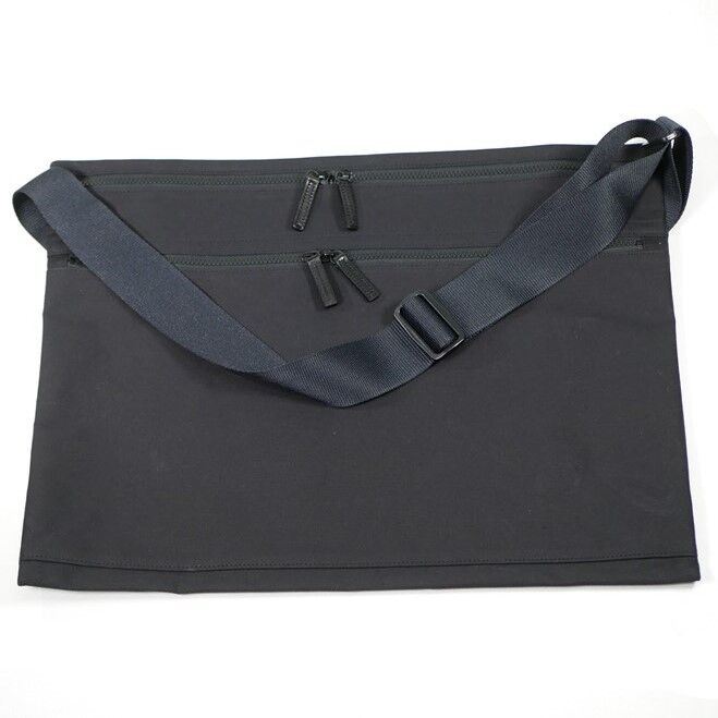 ぺたんこショルダーバッグ/黒（倉敷帆布使用＋栃木レザー使用） | nonos