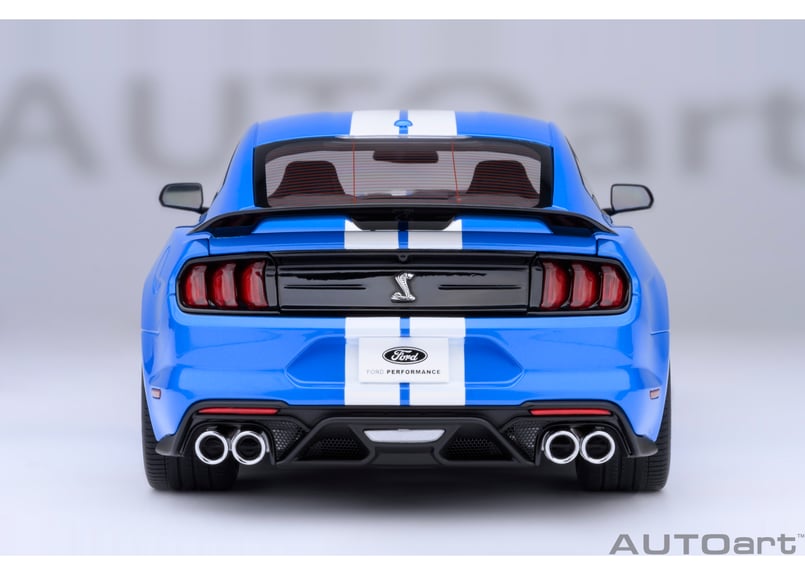 【車体のみ】オートアート 1/18 フォード・マスタングGT ミニカー AUTOart 1/18 フォード マスタング シェルビー GT500 （ブルー