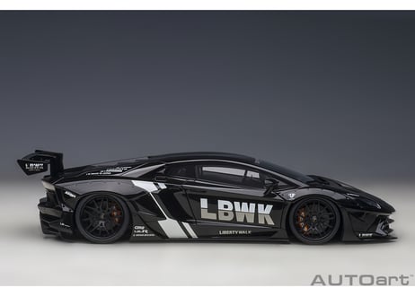 AUTOart 1/18　リバティーウォーク LB-WORKS ランボルギーニ アヴェンタドール リミテッドエディション （ブラック＜LBWK＞／カーボンブラック・ボンネット）　79244