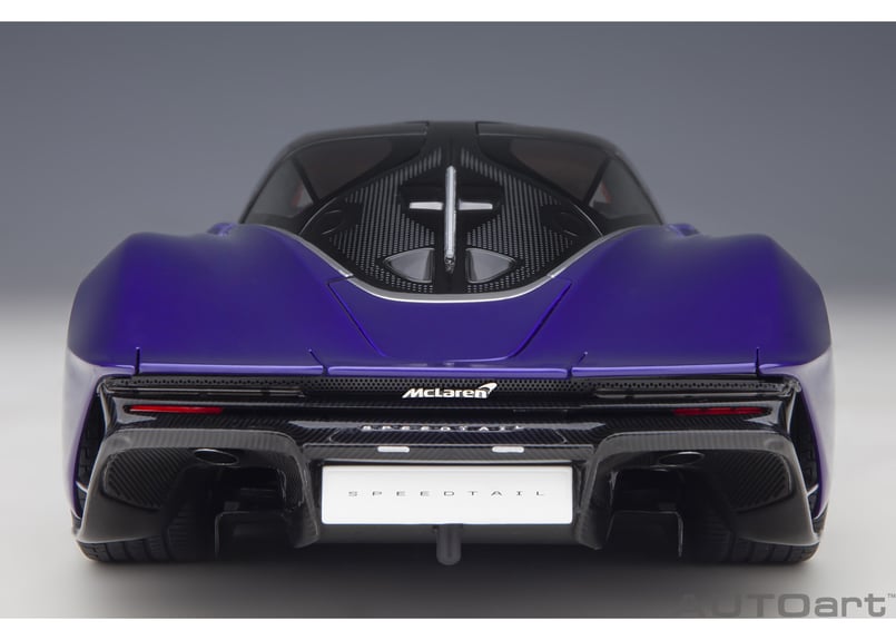 AUTOart 1/18 マクラーレン スピードテール (メタリック AUTOart 1/18 マクラーレン スピードテール (メタリック