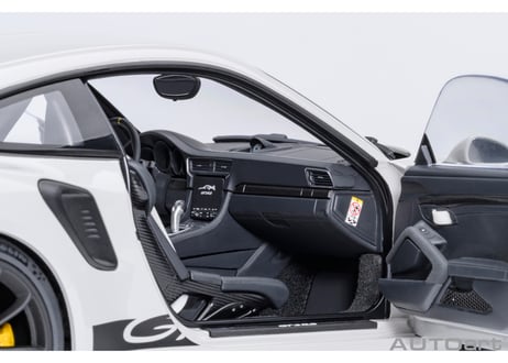 AUTOart 1/18　ポルシェ 911 （991.2） GT3 RS （ライトグレー）　78180