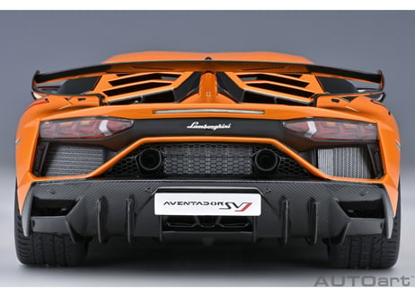 AUTOart 1/18　 ランボルギーニ アヴェンタドール SVJ （パール・オレンジ）　79218