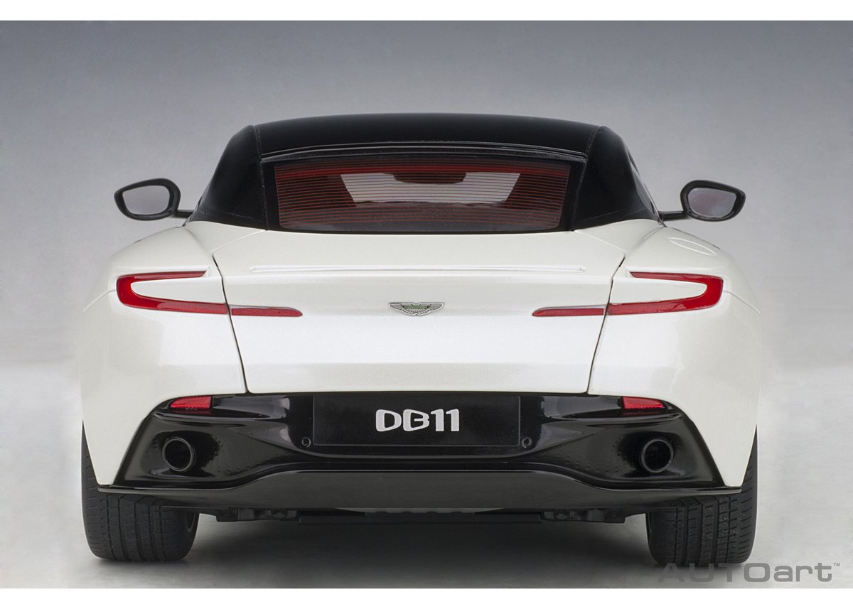 AUTOart Aston Martin DB11 ホワイト 1/18