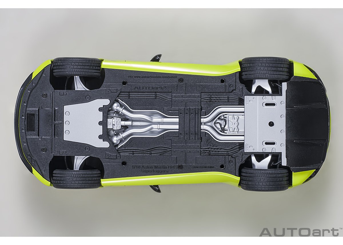 AUTOart 1/18 アストンマーチン DBS スーパーレッジェーラ AUTOart 1/18 アストンマーチン DBS スーパーレッジェーラ
