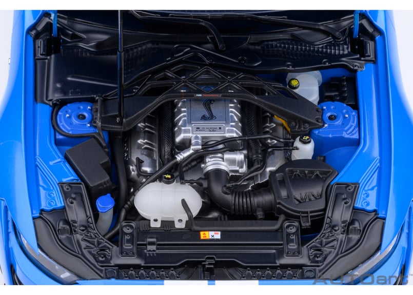 AUTOart 1/18 フォード マスタング シェルビー GT500 （ブルー