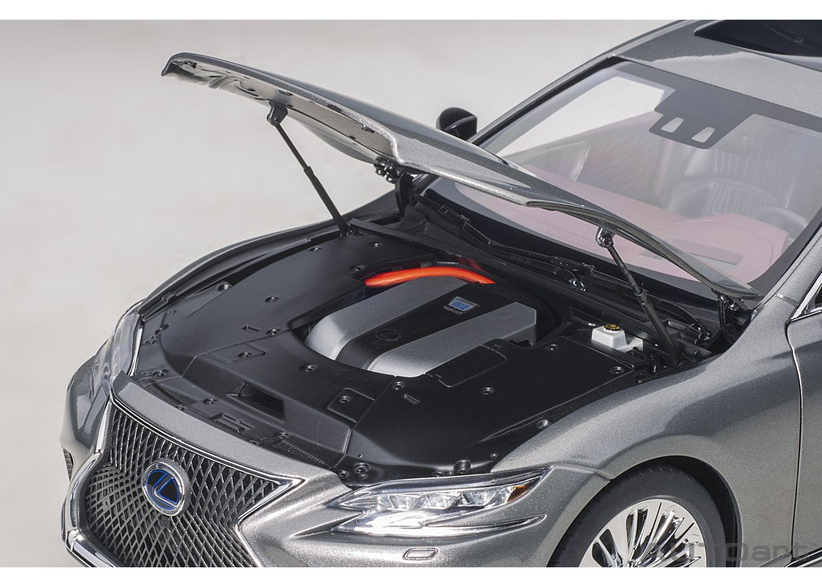 1/18AUTOart LEXUSオートアート LS500h カスタム仕様
