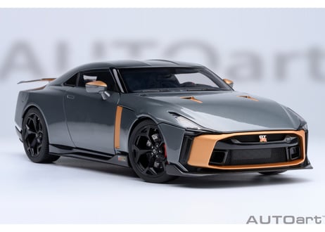 AUTOart 1/18　NISSAN GT-R50 by ITALDESIGN （グレー／ゴールド）　77510