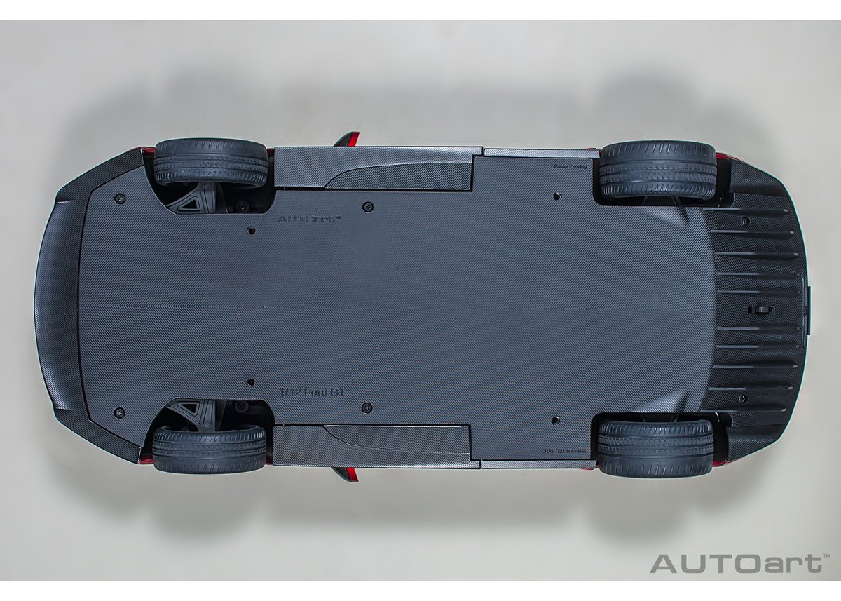 AUTOart 1/12 フォード GT 2017 (メタリック・レッド/シルバー AUTOart 1/12 フォード GT 2017 (メタリック・レッド/シルバー