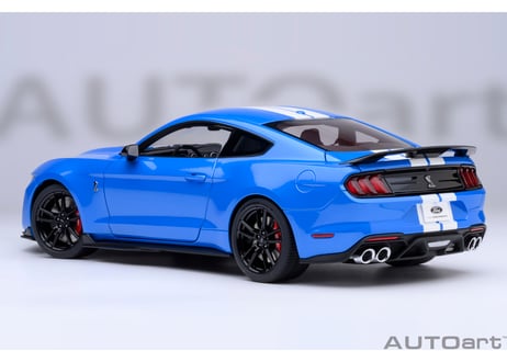 AUTOart 1/18　フォード マスタング シェルビー GT500 （ブルー／ホワイト・ストライプ）　73094