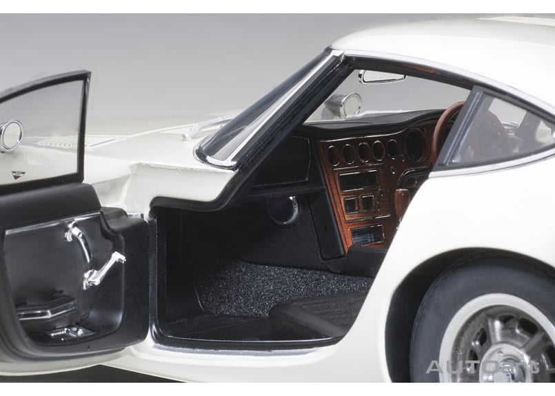 AUTOart トヨタ GT ホワイト AUTOart