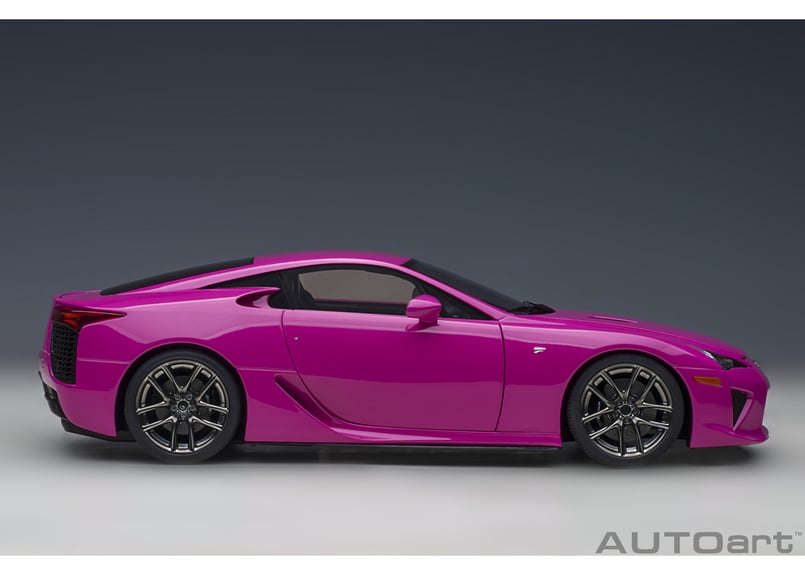 AUTOart 1/18 レクサス LFA （パッショネイト・ピンク） 78859