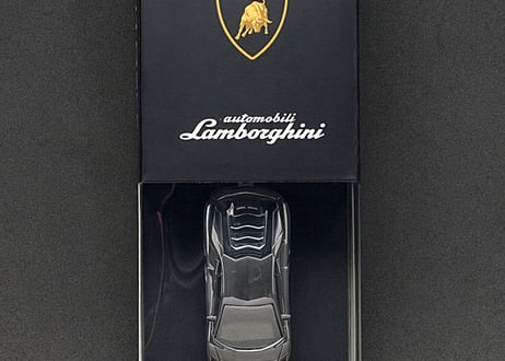AUTOart  1/87スケール　ランボルギーニ アヴェンタドール キーチェーン （アルミニウム）　41605