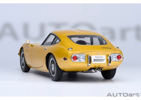 AUTOart 1/18　トヨタ 2000GT 1967 （ゴールド）　79549