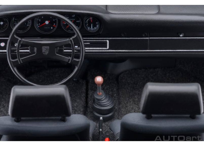 AUTOart 1/18 ポルシェ 911 カレラ 2.7 RS （バイパー グリーン／ブラッ