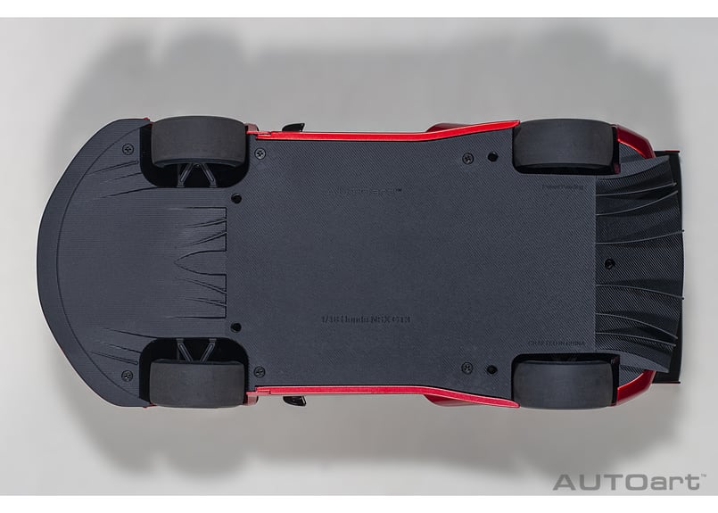 AUTOart 1/18 ホンダ NSX GT3 2018 (ハイパー・レッド)*開閉 AUTOart 1/18 ホンダ NSX GT3 2018 (ハイパー・レッド)*開閉
