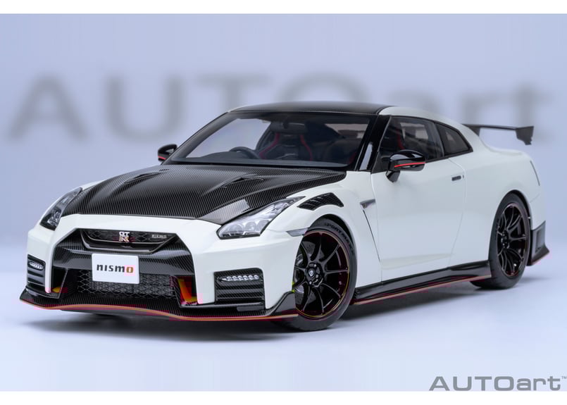 AUTOart 1/18 日産 GT-R (R35) ニスモ スペシャルエディション AUTOart 1/18 日産 GT-R (R35) ニスモ スペシャルエディション