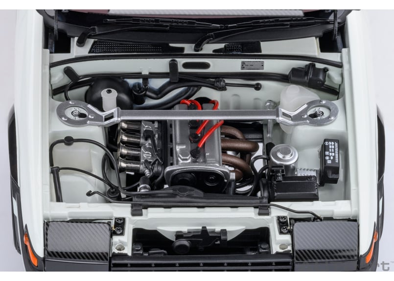 AUTOart 1/18 トヨタ スプリンター トレノ (AE86) 「頭文字 D」 “プロジ