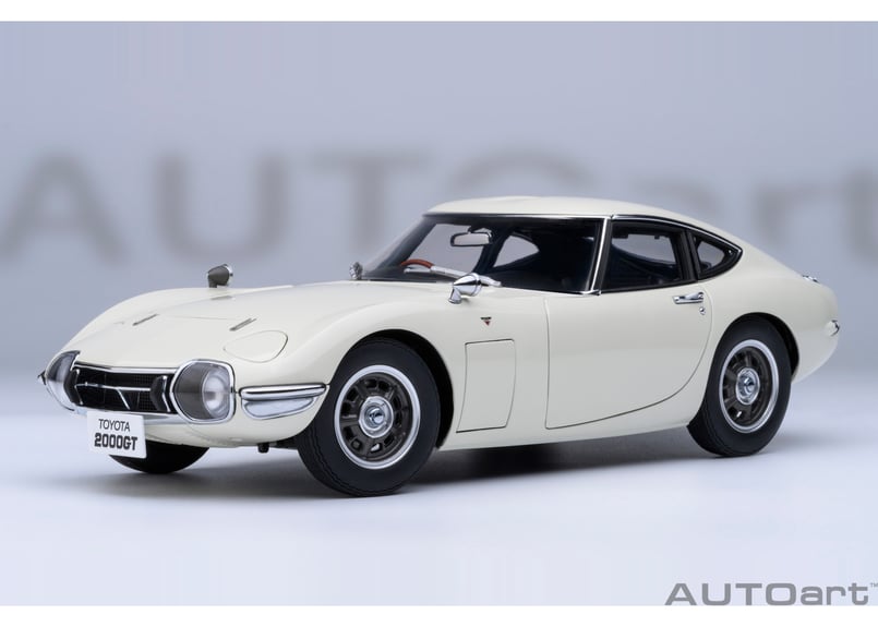 新品未使用 AUTO art 箱付きトヨタ2000 GT 1/18オフホワイト 1967 Toyota 2000GT White Composite & Diecast Model Car | AutoArt