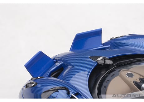 AUTOart 1/18　パガーニ ウアイラ ロードスター （ブルー・カーボン）　78286