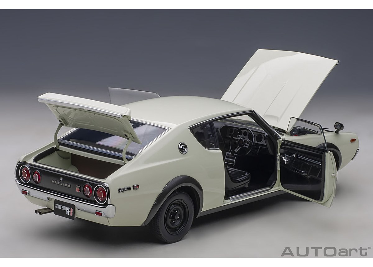 AUTOart 1/18 日産 スカイライン 2000 GT-R （KPGC110） （ホワイ