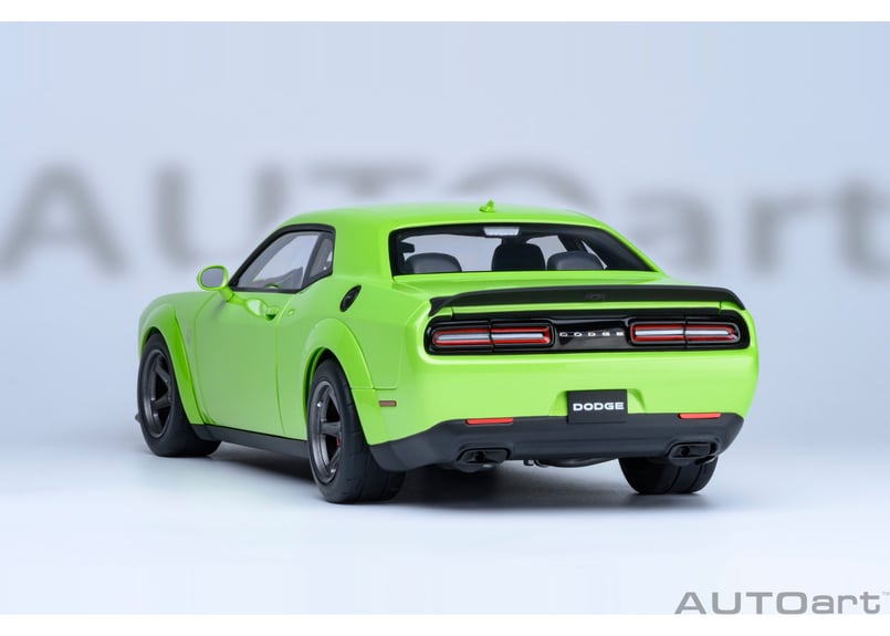 AUTOart 1/18 ダッジ チャレンジャー SRT スーパー ストック 2023