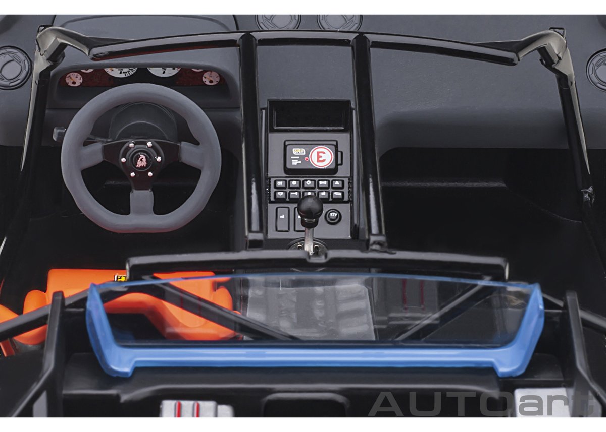 AUTOart 1/18 ランボルギーニ ディアブロ SV-R (BLU LE MANS AUTOart 1/18 ランボルギーニ ディアブロ SV-R (BLU LE MANS