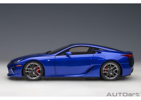 AUTOart 1/18　レクサス LFA （パール・ブルー）　78858