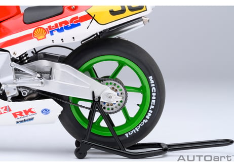 AUTOart 1/12　ホンダ NSR500 WGP500 #56 「バリバリ伝説」 （「巨摩 郡」 ヘルメット付属）　12566